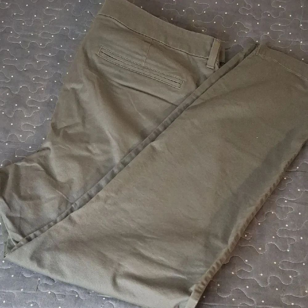 Old Navy Women's Gray Skinny Pants size 16